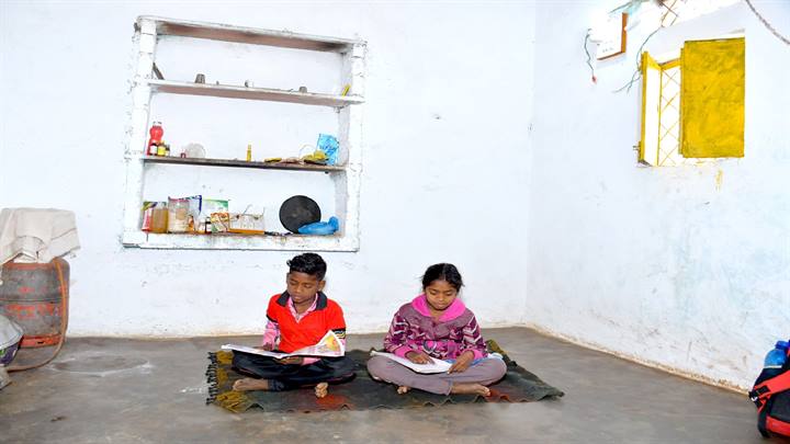 प्रधानमंत्री जनमन योजना के तहत साढे 10 हजार से अधिक आदिवासी घर होंगे रोशन